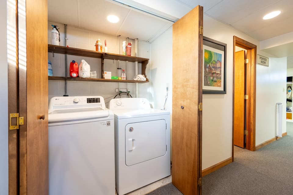 225 Pelham Lane, photo 34 of 40