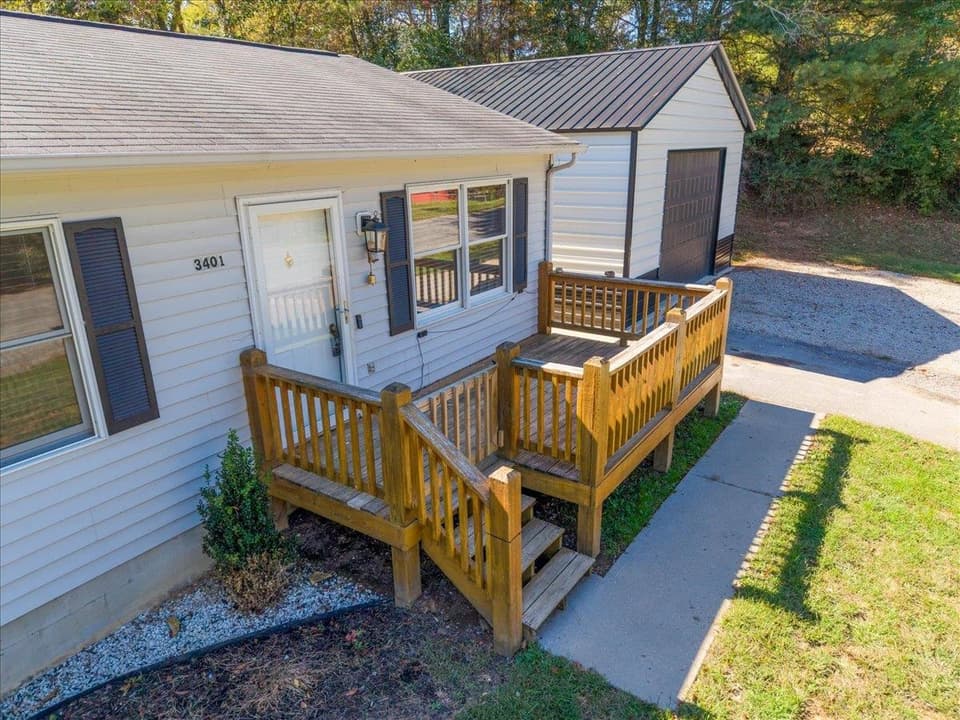 3401 Brookside Drive, photo 4 of 29