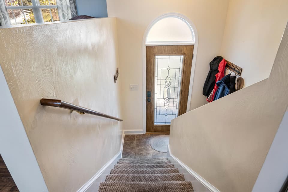 805 New Village Drive NW, photo 7 of 40