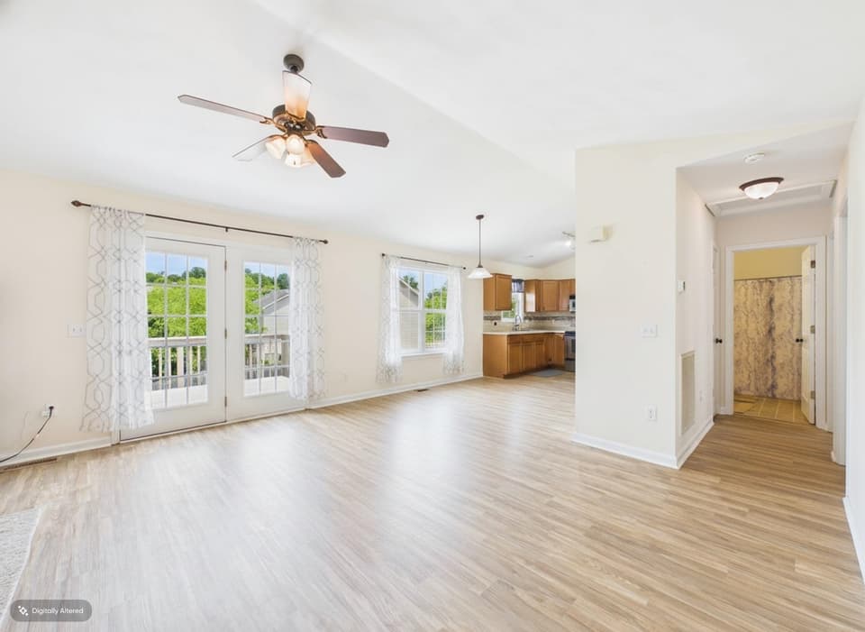 110 Aster Lane, photo 5 of 40