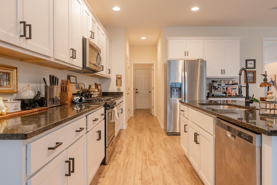 1350 Flint Drive, photo 23 of 40