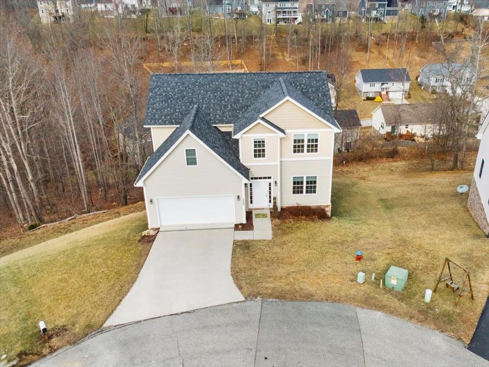 1140 Crosscreek Drive, photo 6 of 40
