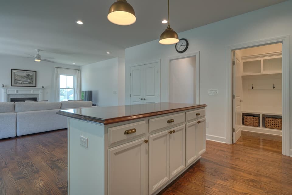 850 Jefferson Circle, photo 34 of 40