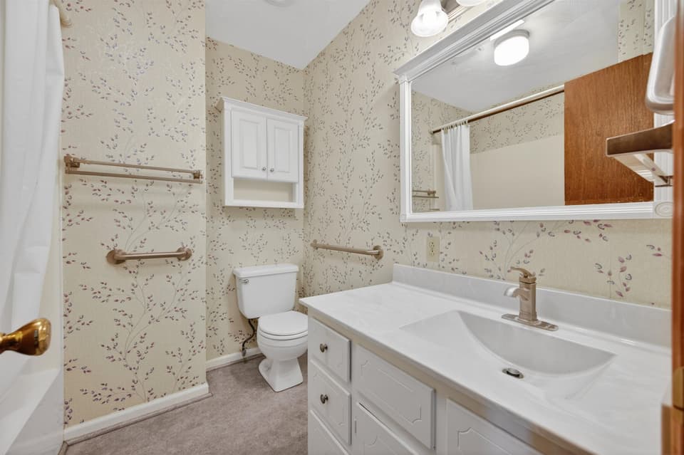 660 McDaniel Drive, photo 20 of 40