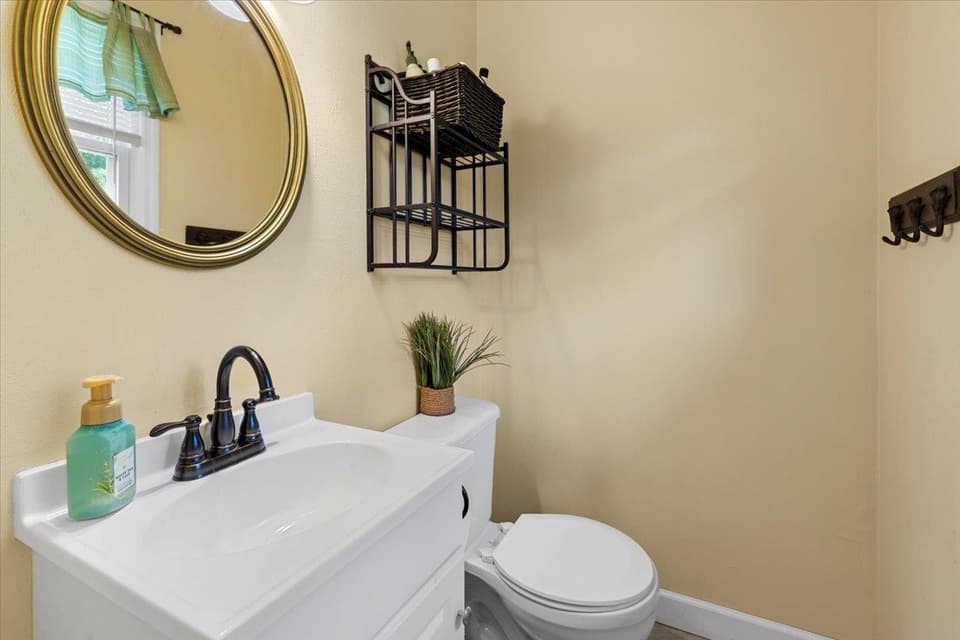 2318 Plateau Drive, photo 20 of 40