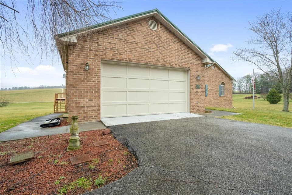 1940 Wetherburn Road, photo 21 of 40
