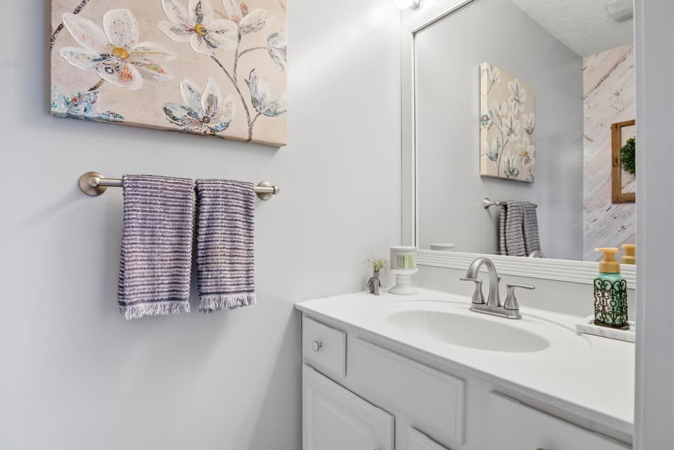 1270 Orange Leaf Court, photo 7 of 34