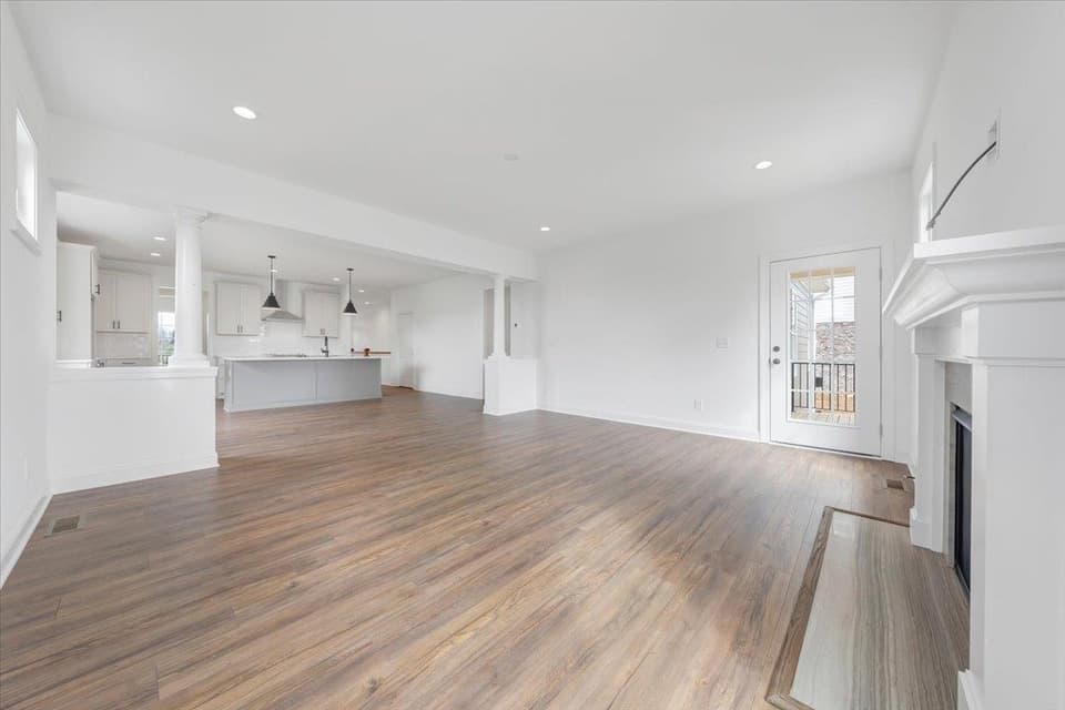 1027 Round Meadow Drive, photo 16 of 40