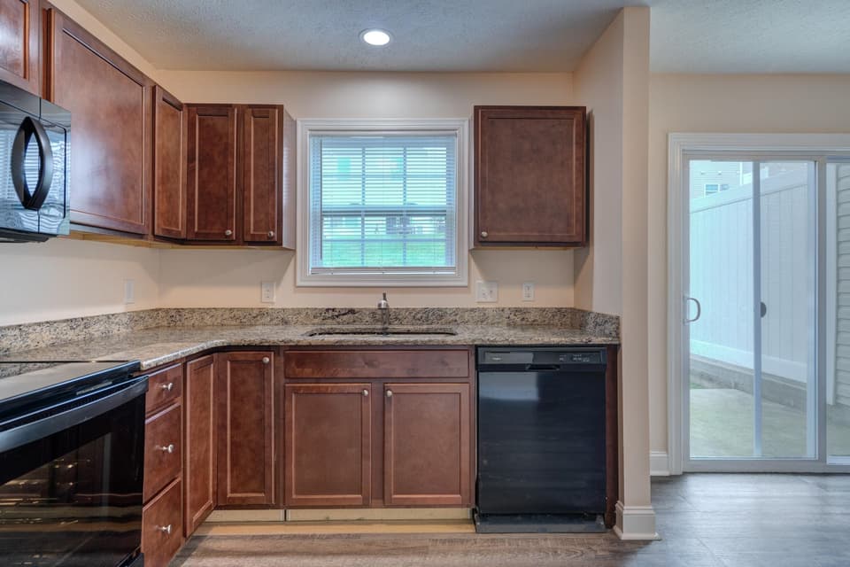 145 Twig Street, photo 13 of 35