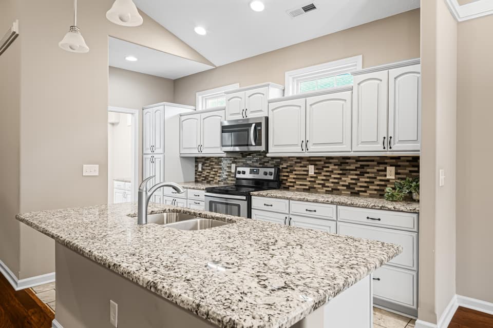 130 Gavins Court, photo 12 of 39