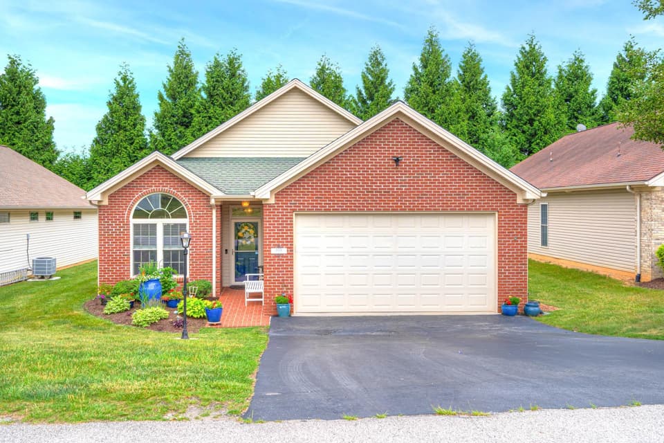 175 Melody Drive, photo 2 of 40
