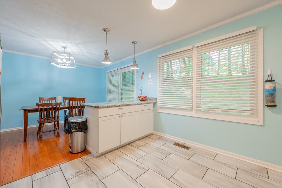 1265 Chestnut Drive, photo 23 of 40