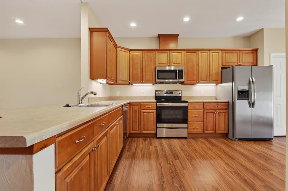 163 Walters Drive, photo 8 of 40