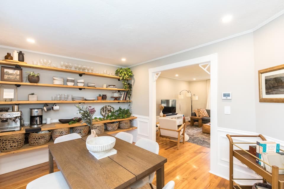 405 Lester Street, photo 24 of 40