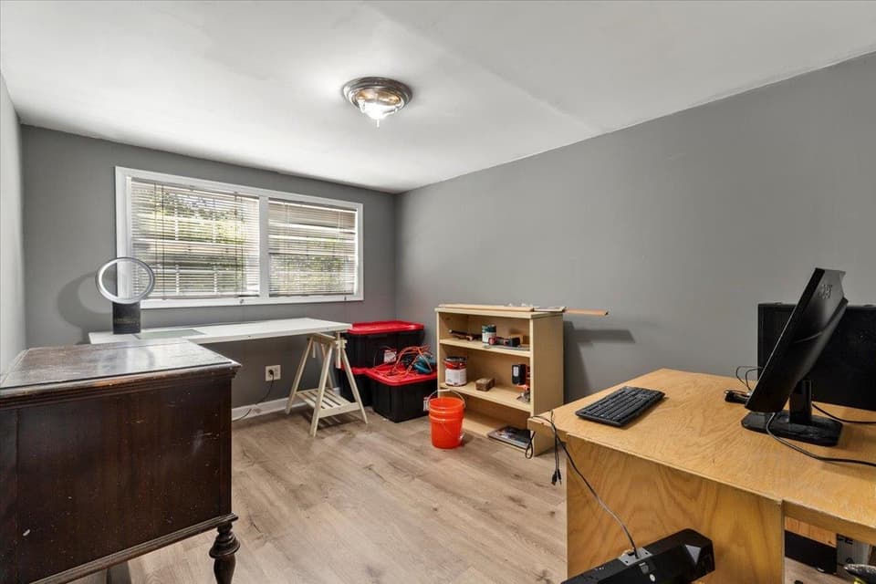 205 Tall Oak Boulevard, photo 15 of 40