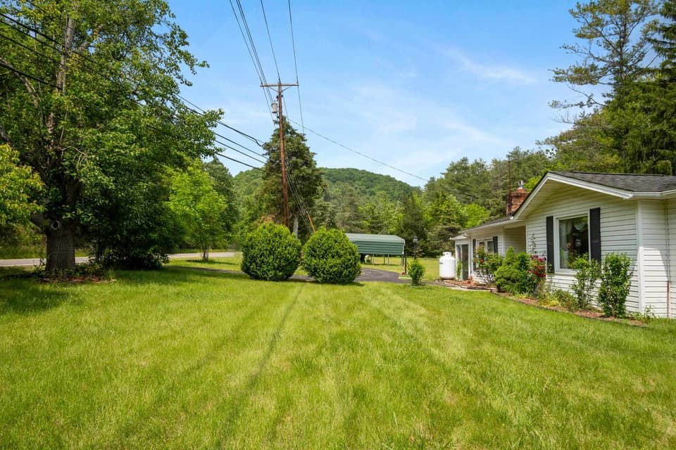 2944 Pilot Road, photo 4 of 40