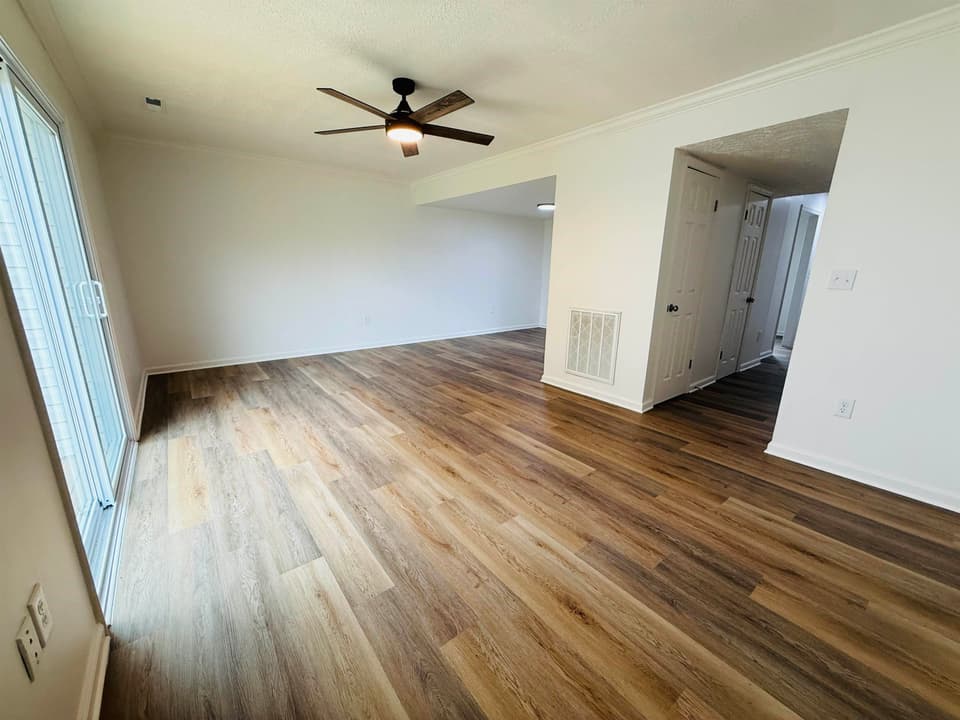 660 Cambria Street NW, photo 9 of 27