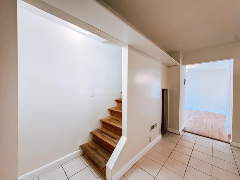 660 NE Liberty Street, photo 10 of 25