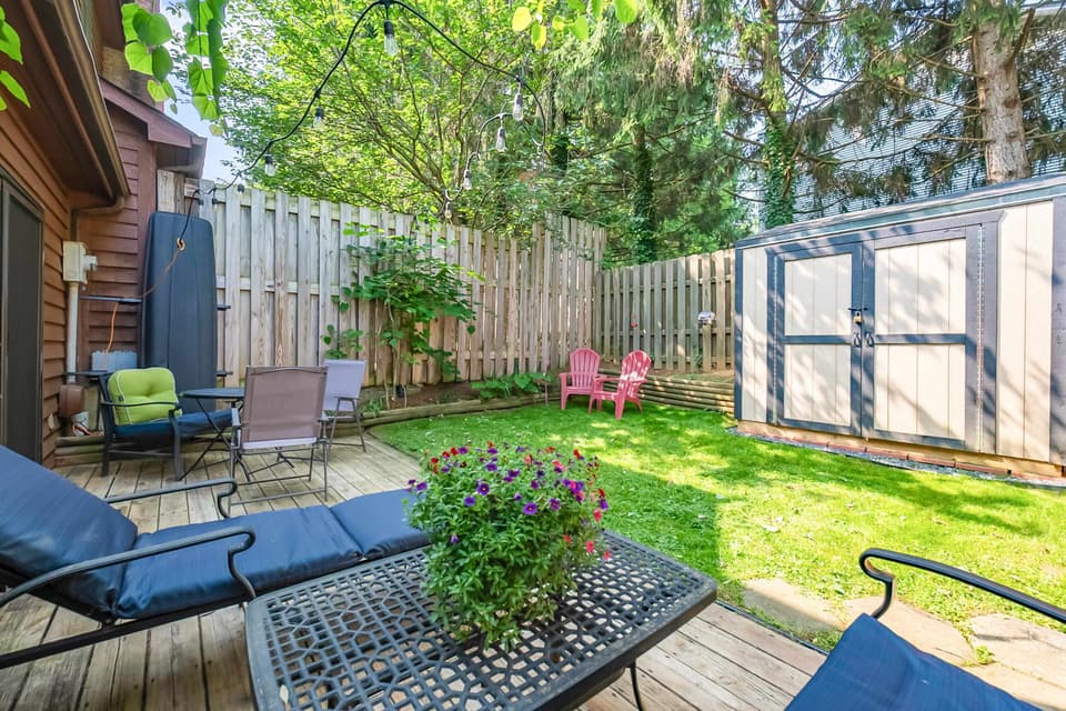 705 Colhoun Street NE, photo 30 of 40