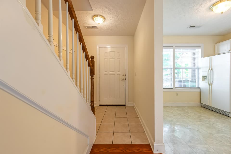 120 Blue Leaf Drive, photo 10 of 40