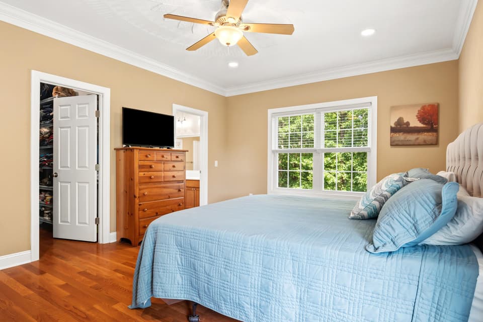 925 Brooklyn Avenue, photo 19 of 40