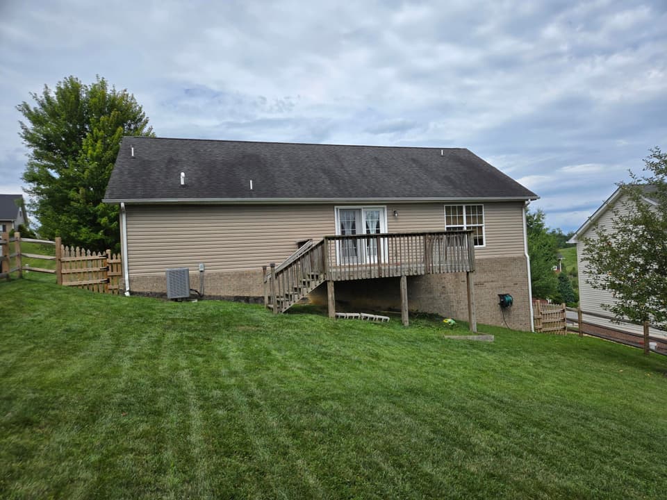 440 Windsor Dr, photo 32 of 33