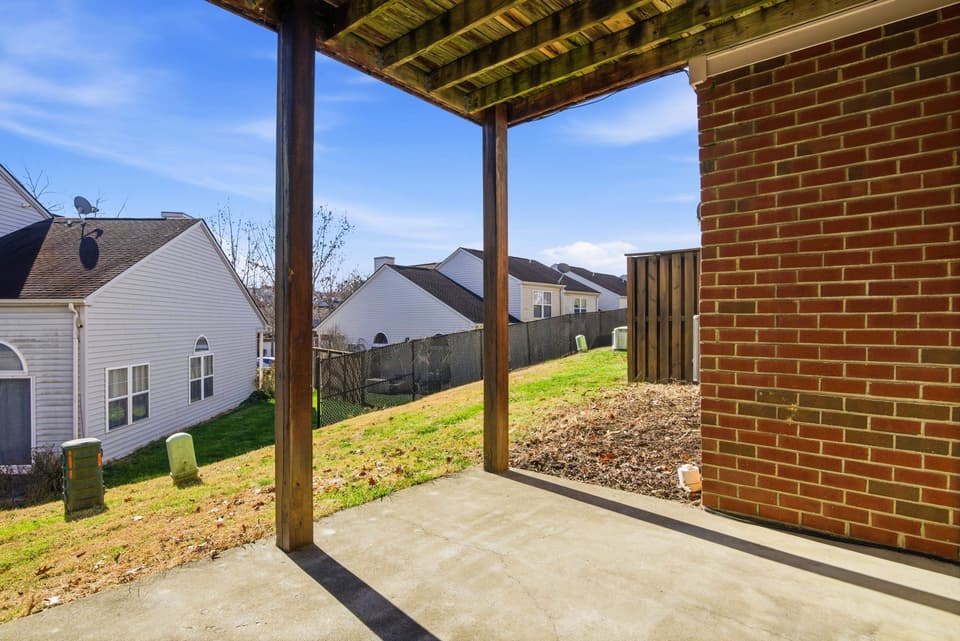 310 Pin Oak Drive, photo 36 of 40