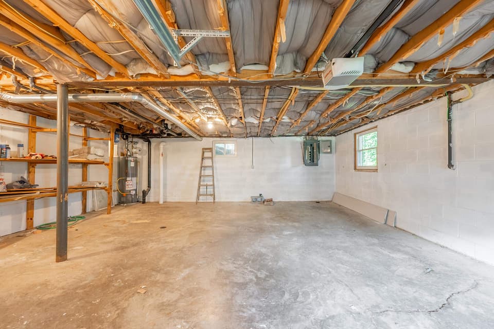 1245 Chestnut Drive, photo 35 of 40
