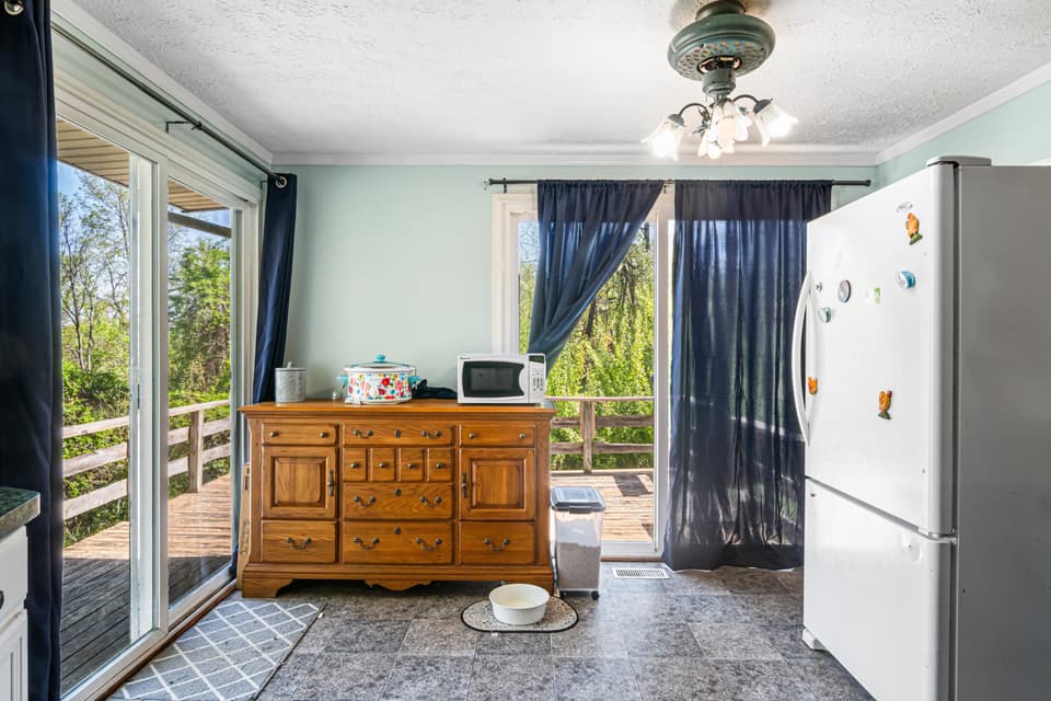 2274 Gingerbread Road, photo 18 of 39