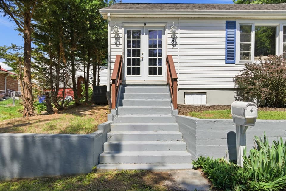 220 Mitchell Street, photo 29 of 30
