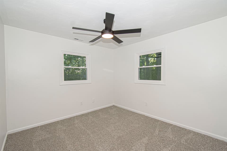 300 Arrowhead Trail, photo 24 of 39