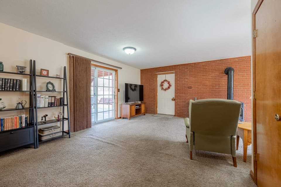 765 Atkinson Road, photo 34 of 40
