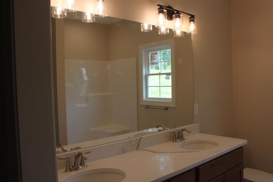 160 Vinnie Avenue, photo 10 of 14