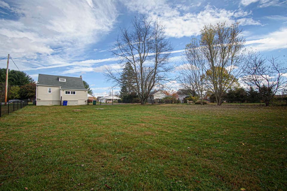 200 Hagan Street, photo 10 of 40