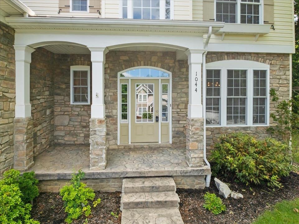 1044 Green Ridge Road, photo 8 of 40