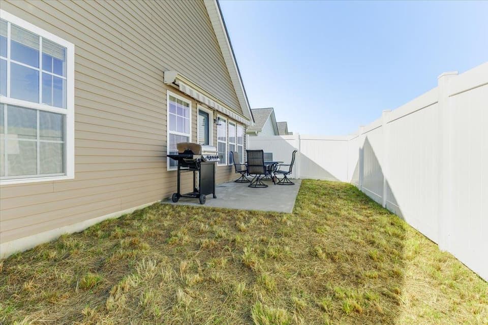 2150 Giles Drive, photo 33 of 37