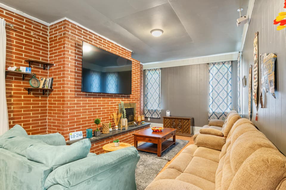 145 Kimball Lane, photo 16 of 39