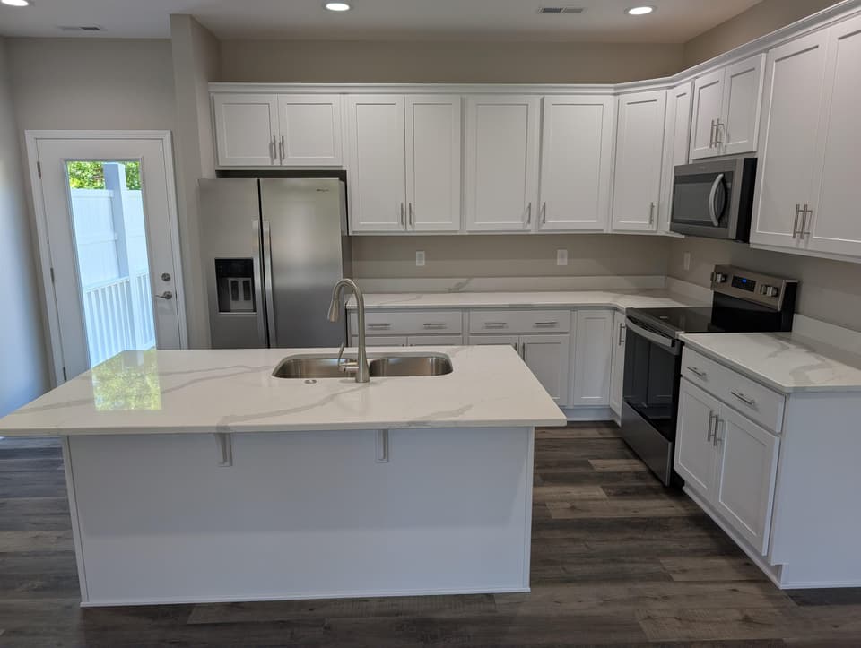 120 Craig Street, photo 7 of 40
