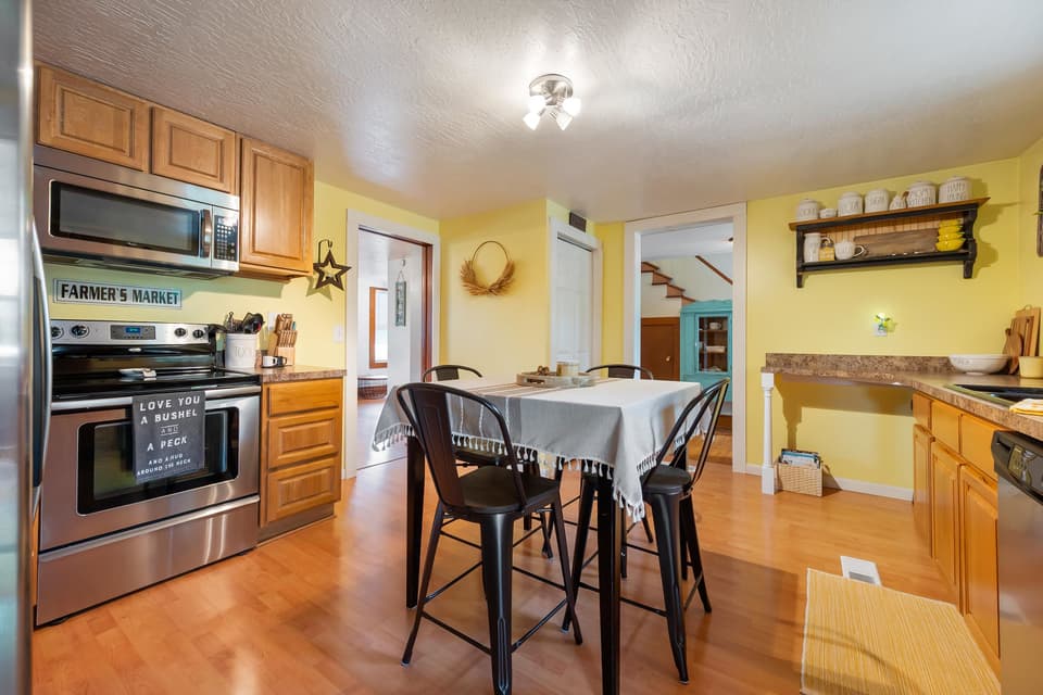 2056 Radford Road, photo 21 of 40