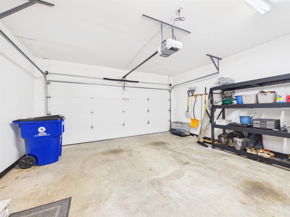 480 Gold Leaf Drive, photo 4 of 40