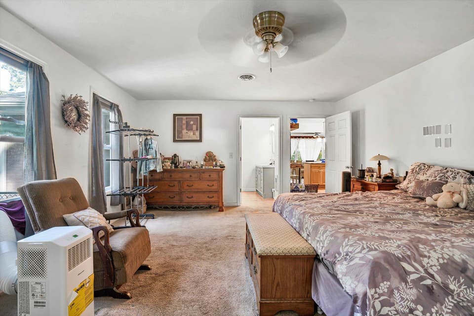 2112 Gate Road, photo 22 of 32