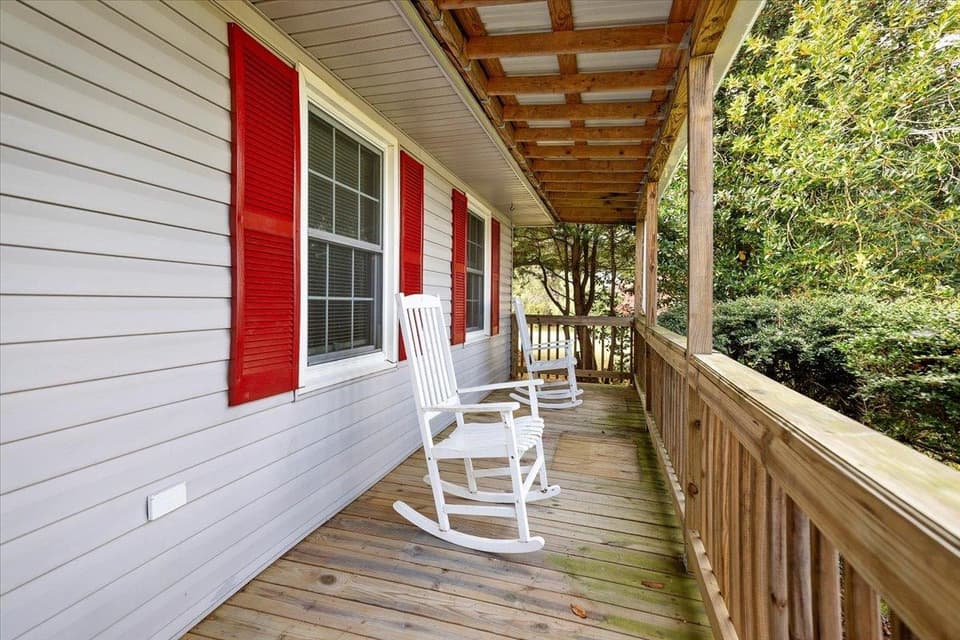 1363 Dow Street, photo 4 of 40