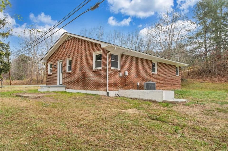 1513 Blair Street, photo 24 of 26