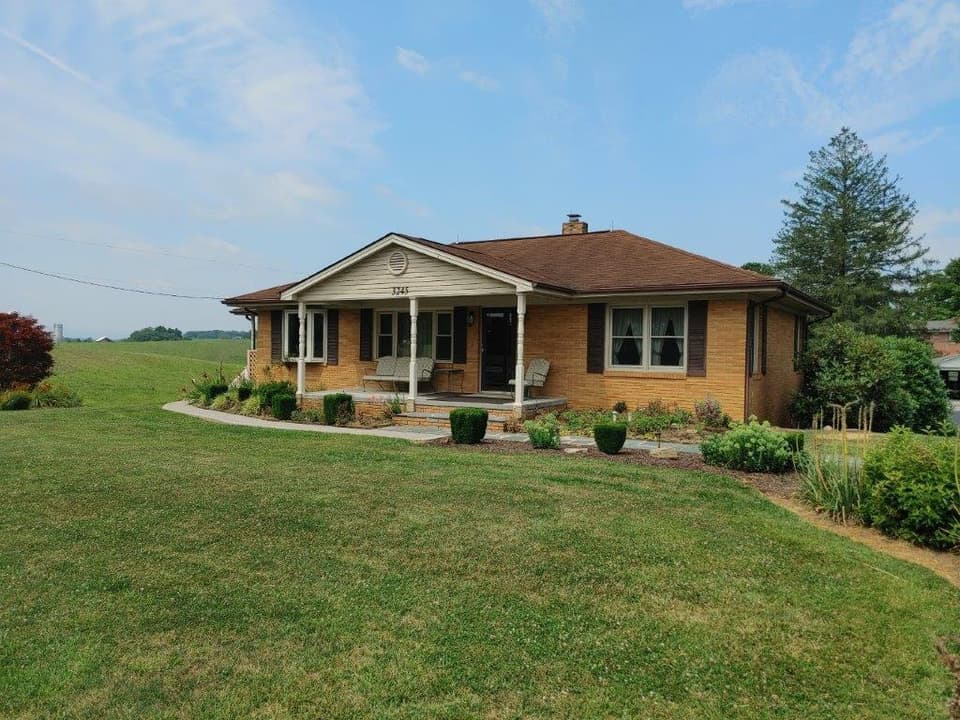 3245 Riner Rd, photo 4 of 31