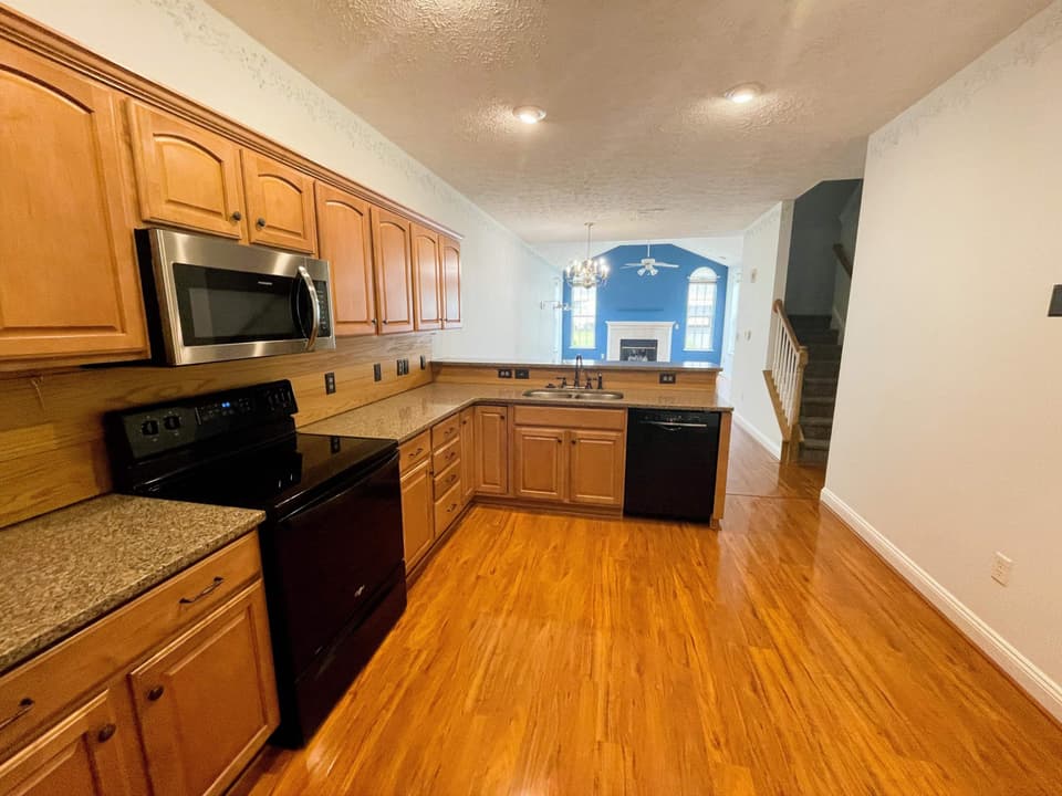 133 E Patriot Way NW Unit 172, photo 8 of 32