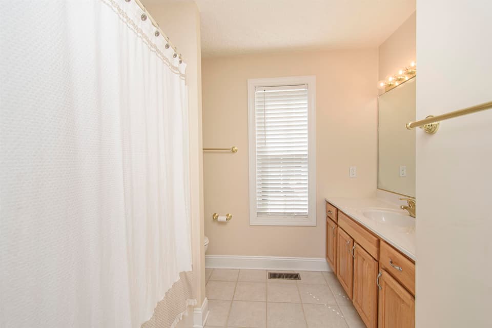 610 Oak Tree Boulevard, photo 16 of 37