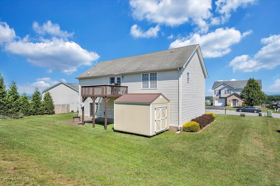 440 Chelsea Loop, photo 33 of 37