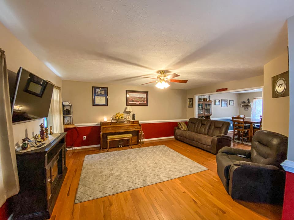 35 Belmont Dr NW, photo 8 of 28