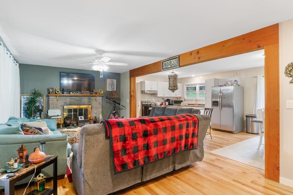 145 Kimball Lane, photo 6 of 39