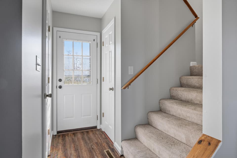 130 Warren Street, photo 14 of 40